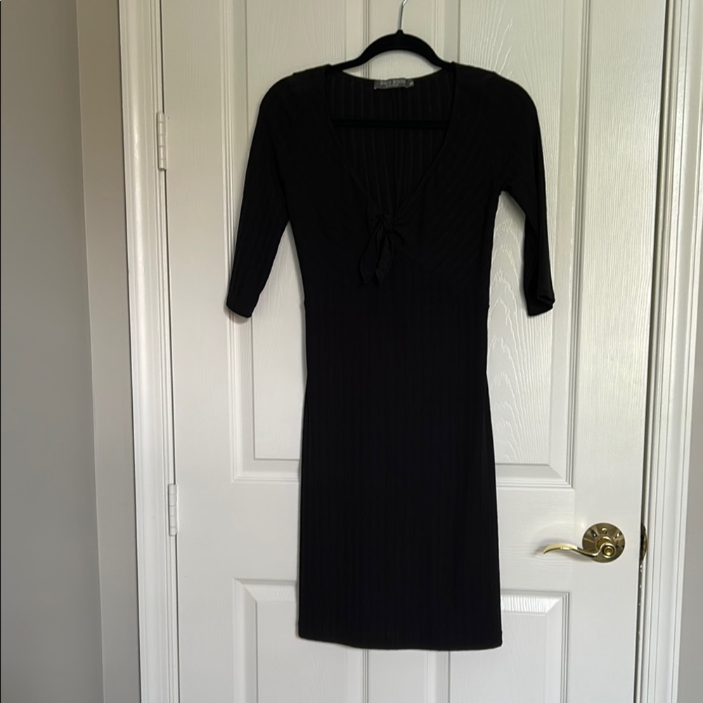 Low cut Bisou Bisou black dress